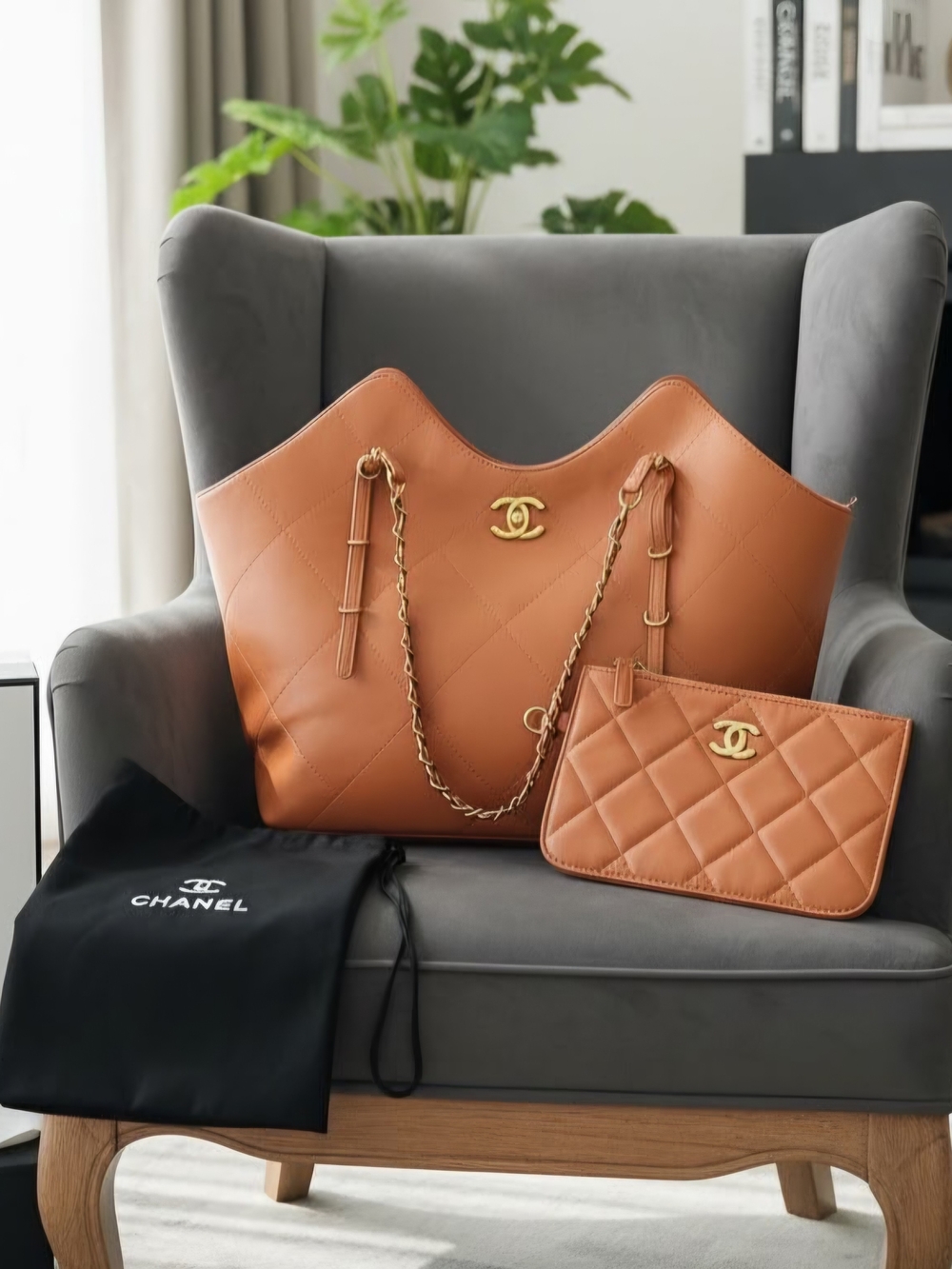 High Quilted Leather Tote with Pouch